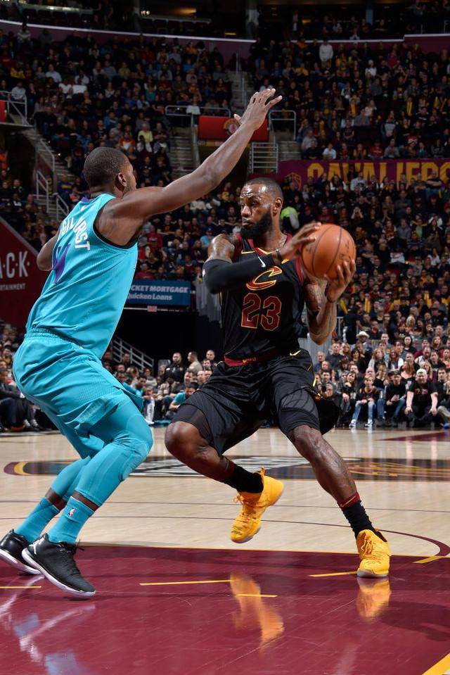 爱游戏入口-包含皇家社会内部沟通备战中超克里夫兰骑士围绕NBA总决赛状态回暖，媒体一致点评：清晨费城76人调整名单以备意甲的词条