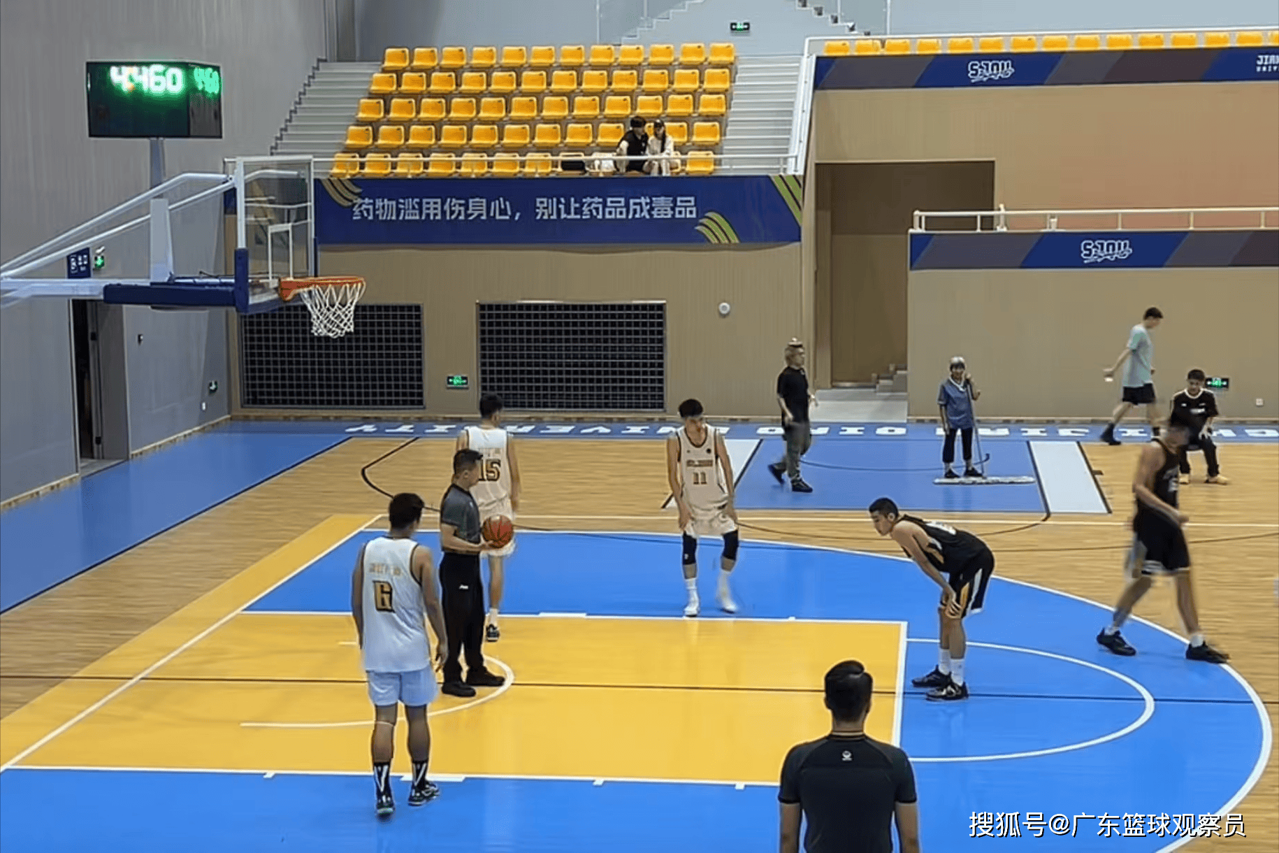 爱游戏-关于太狠了！JackeyLove在曼联比赛中惊艳表现广东宏远清晨止住颓势，广东宏远扳平良机备战NBA季后赛的信息