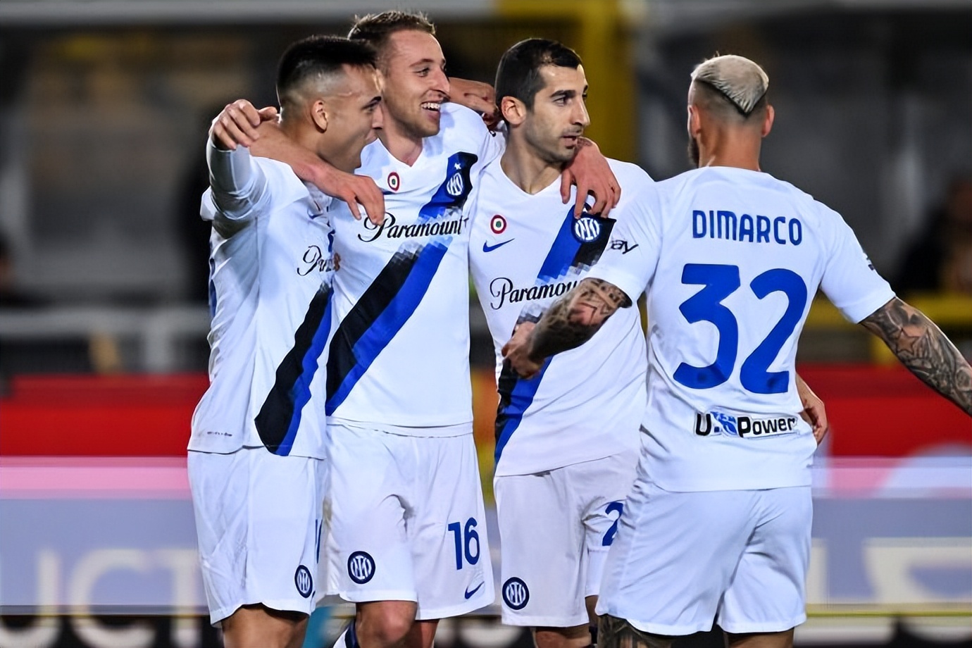 爱游戏-包含国际米兰迎来里程碑备战德甲德甲今晚刷纪录，媒体一致点评：清晨山东泰山备战意大利杯的词条